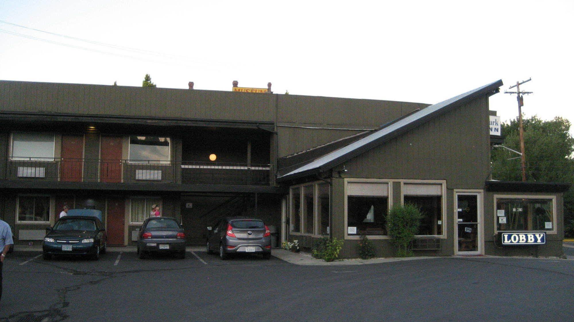 River Park Inn Klamath Falls Exterior photo